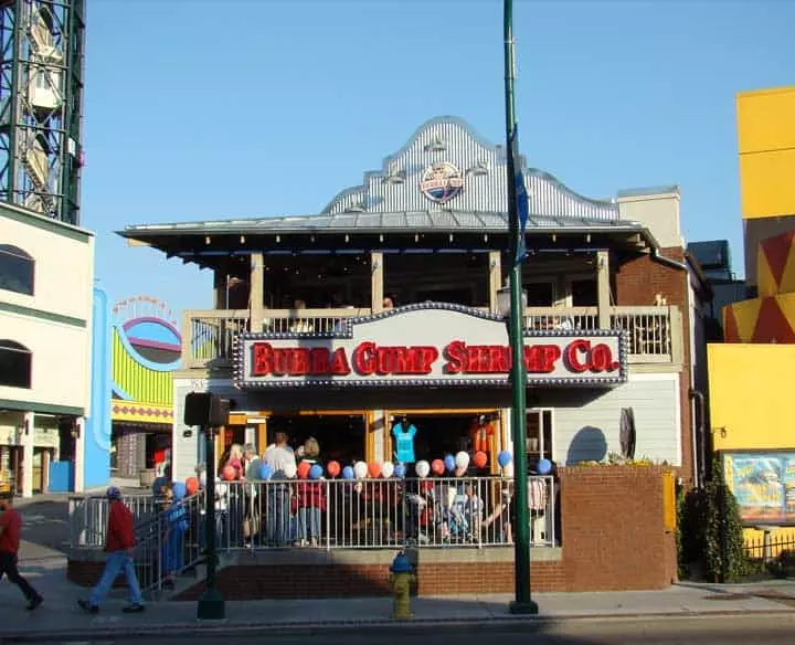 Bubba Gump Shrimp Co. in downtown Gatlinburg