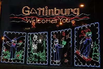 Gatlinburg-Holiday-Lights