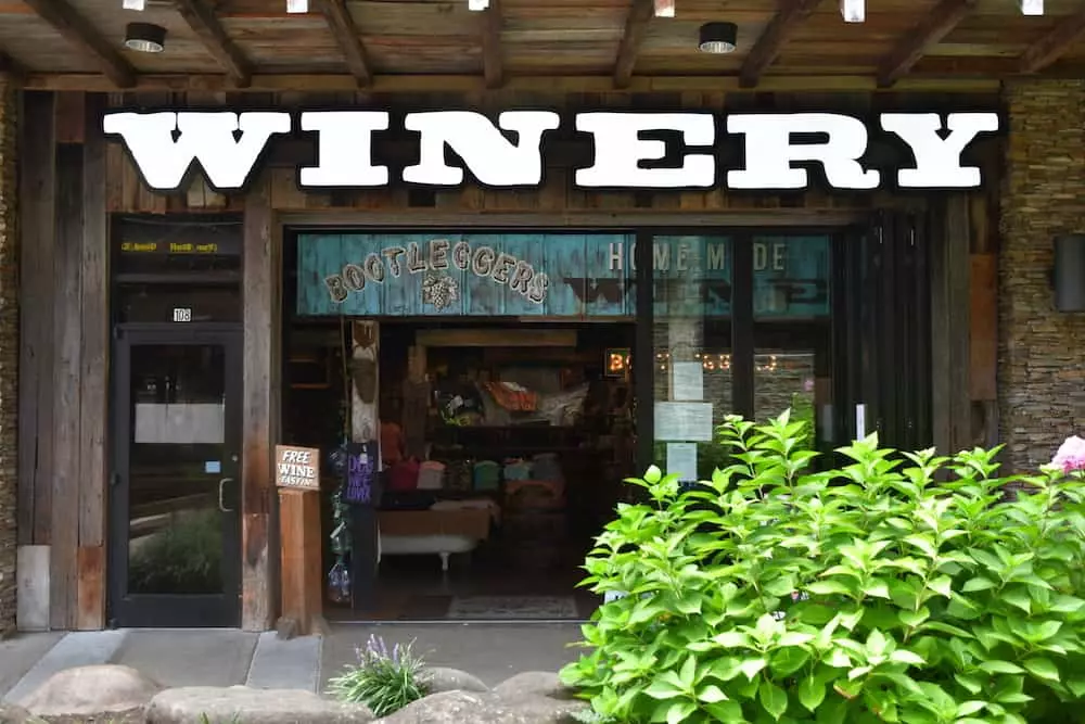 Bootleggers Homemade Wine storefront in Gatlinburg TN