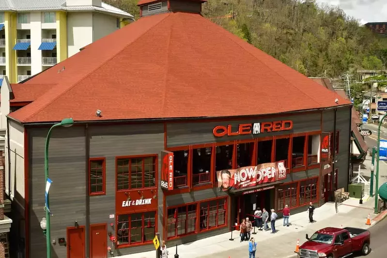 ole red restaurant in gatlinburg