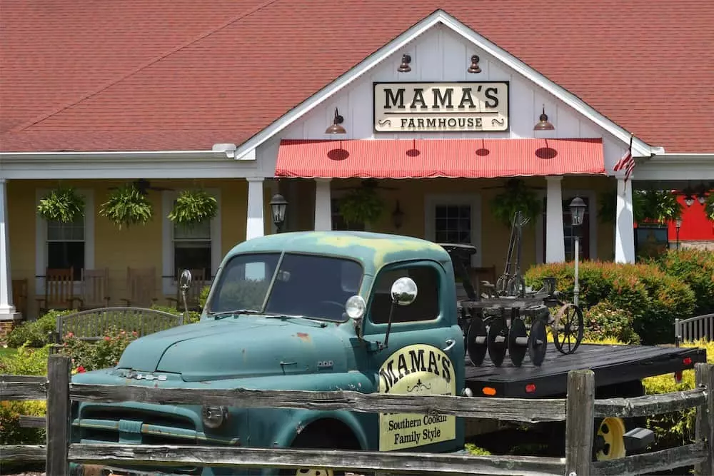 Mama's Farmhouse