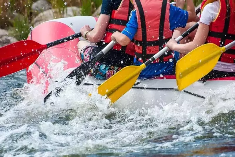 whitewater rafting in the smoky mountains
