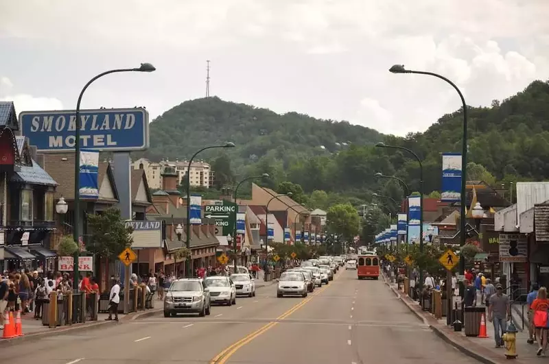 downtown gatlinburg