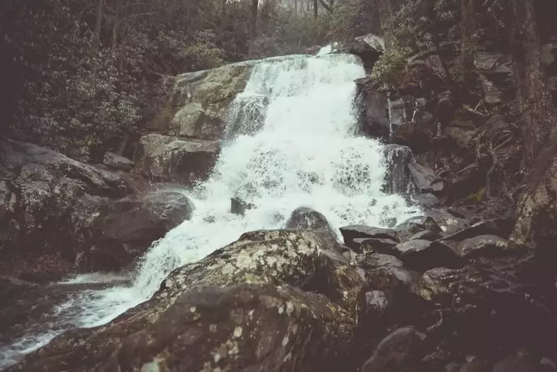 laurel falls in the smoky mountains