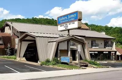 sidney james mountain lodge in gatlinburg