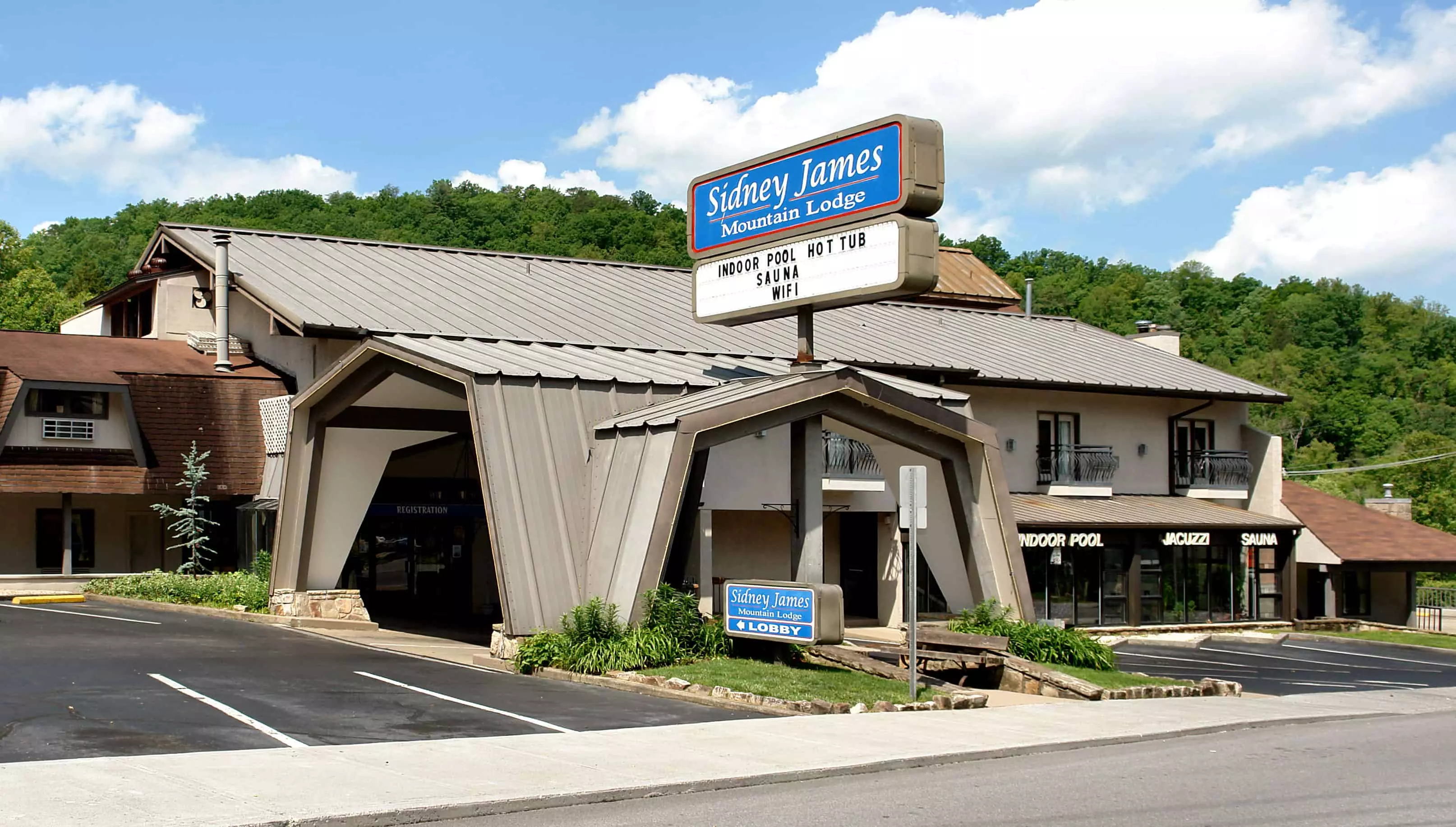 sidney james mountain lodge in gatlinburg