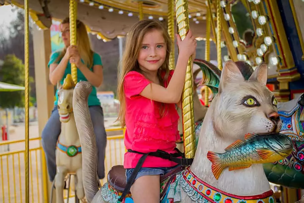 Dollywood Carousel