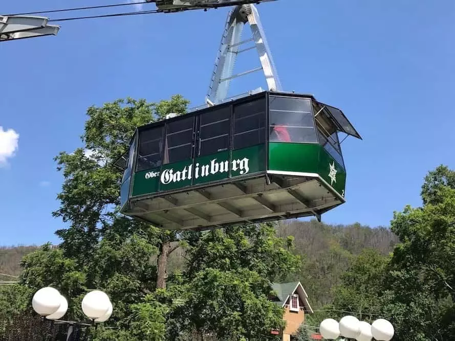 Scenic photo of the Ober Gatlinburg Aerial Tramway.