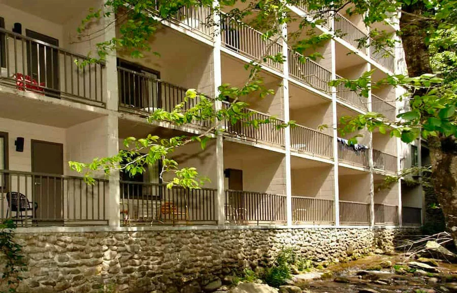 sj-balconies