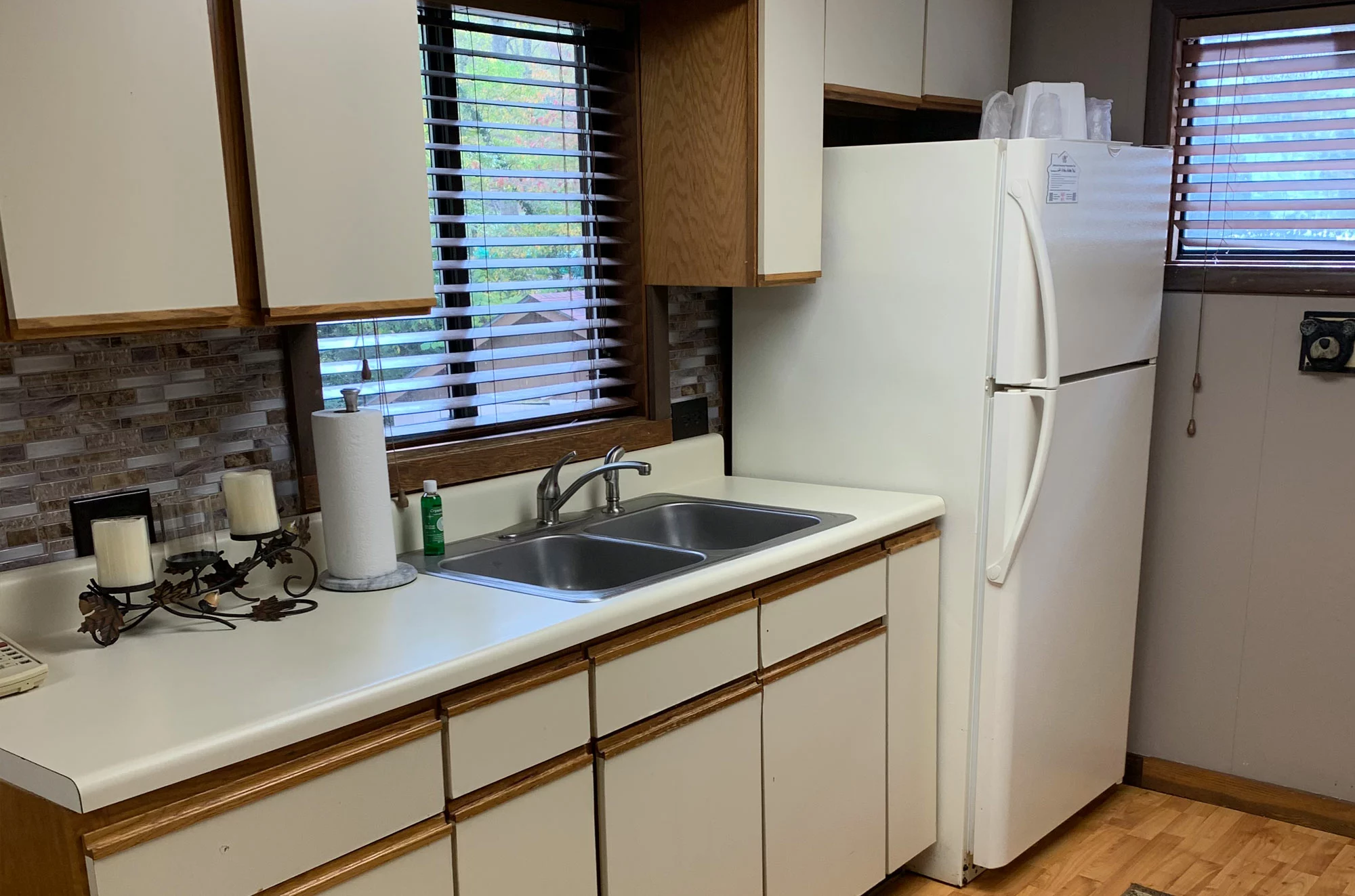 kitchen in Gatlinburg cabin