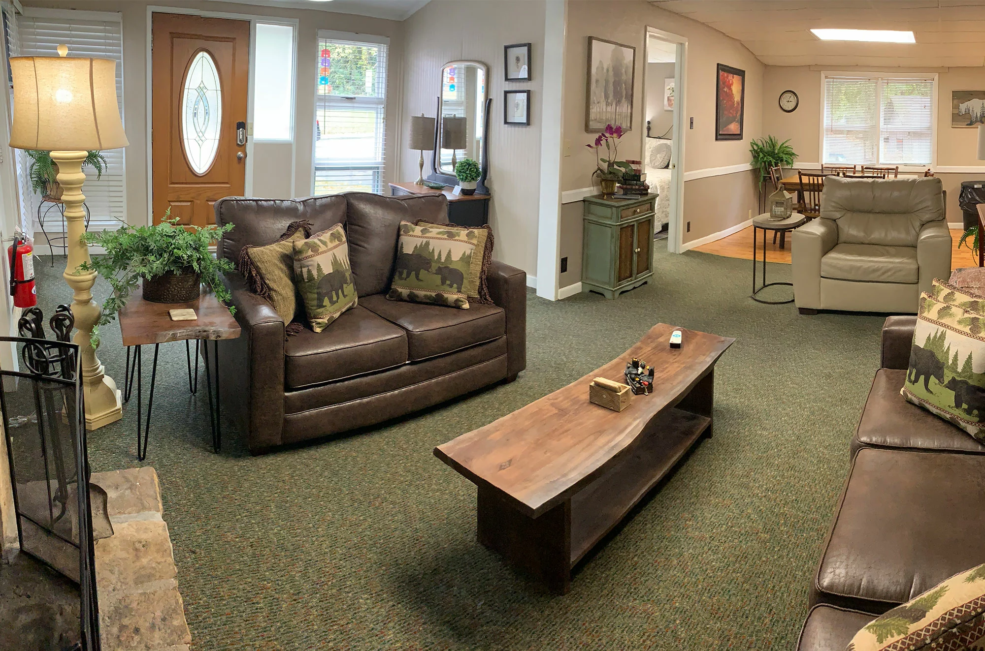 living room in Maples Cottage in Gatlinburg