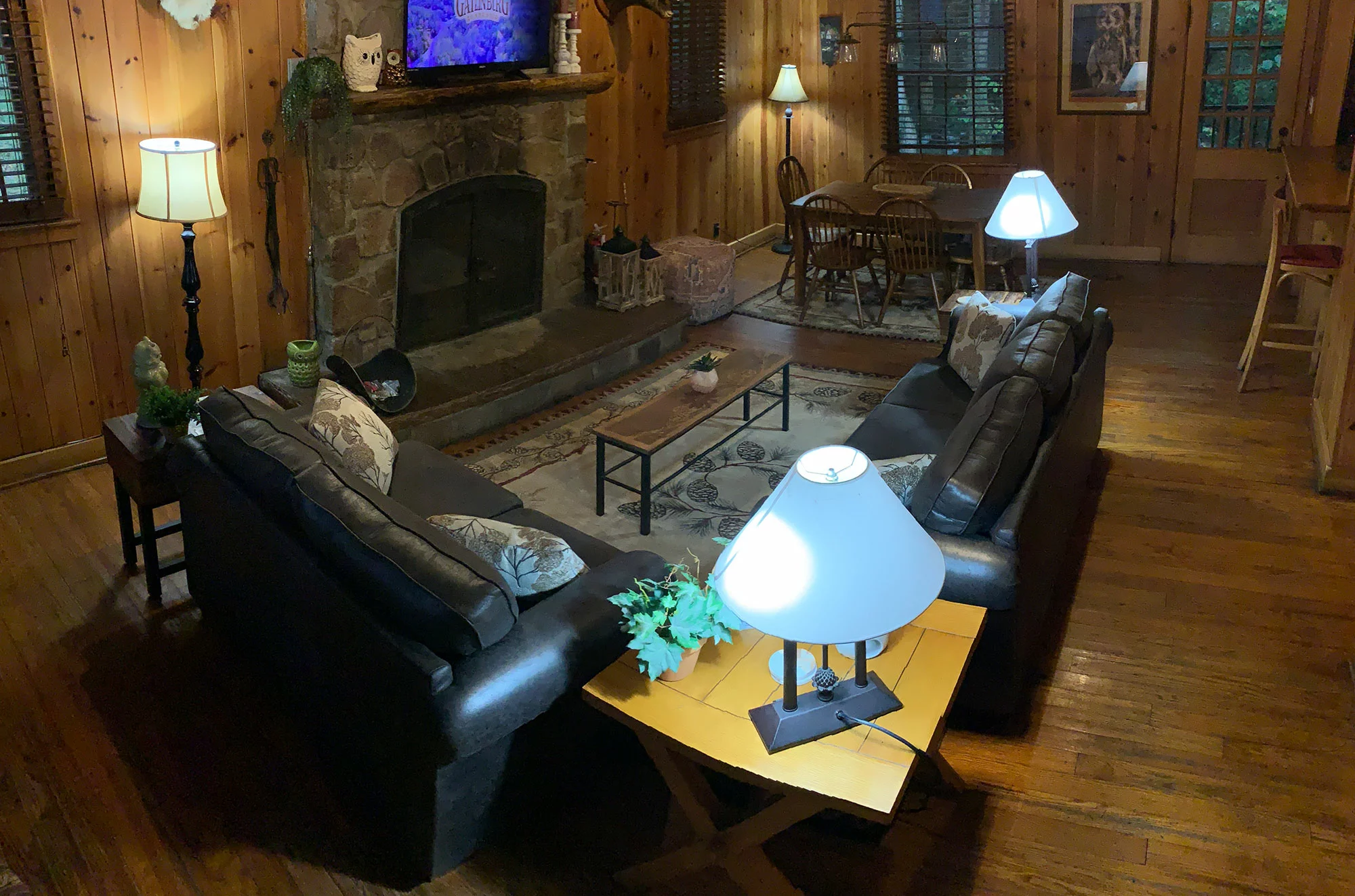 living room with fireplace in Gatlinburg cabin