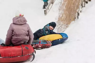 kids snow tubing in gatlinburg tn