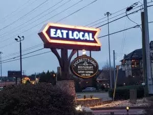 puckett's restaurant in pigeon forge