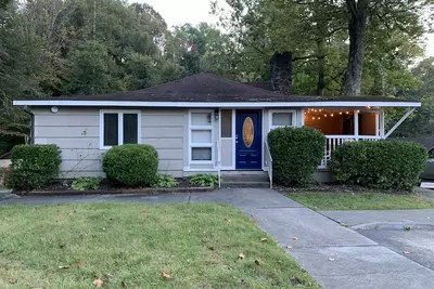 exterior cabin photo