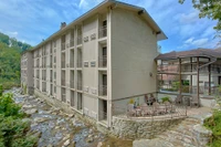 our pet friendly Gatlinburg hotel