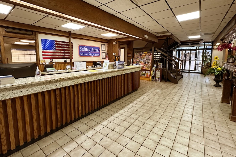 front desk at our affordable Gatlinburg hotel