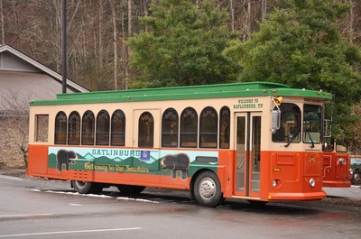 Gatlinburg Trolley stops at our affordable Gatlinburg hotel