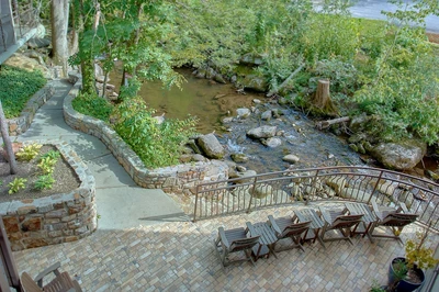 picnic area at our downtown Gatlinburg hotel